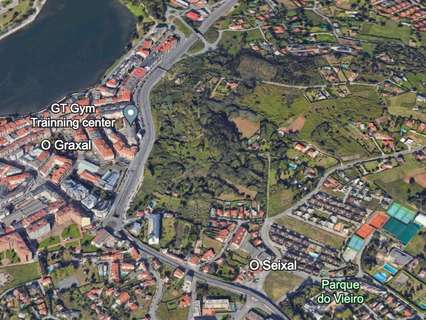 Parcela urbana en venta en Oleiros