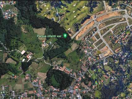 Parcela rústica en venta en Oleiros