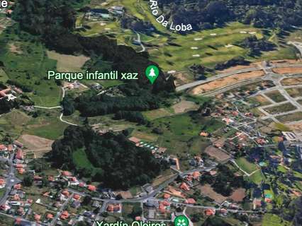 Parcela rústica en venta en Oleiros