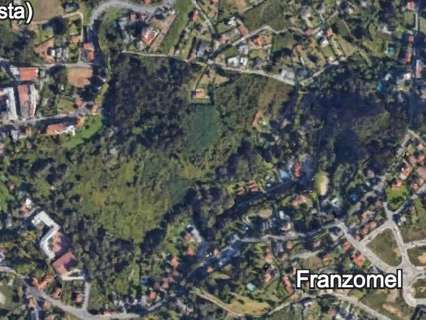 Parcela rústica en venta en Oleiros