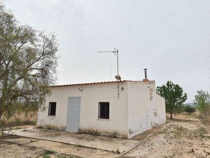 Villa en venta en El Pinós/Pinoso