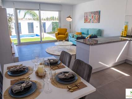 Villa en venta en Los Alcazares zona Serena Golf