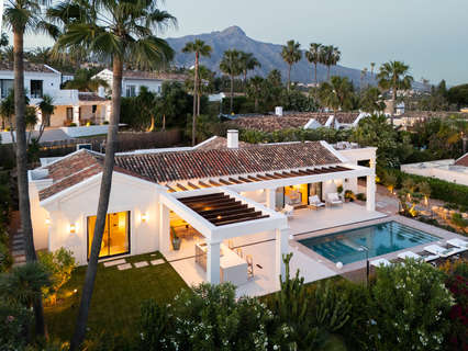 Villa en venta en Marbella rebajada