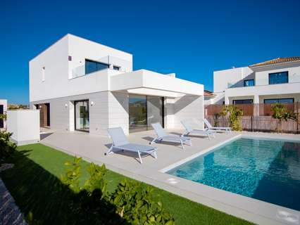 Villa en venta en Los Montesinos