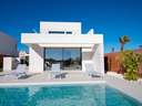 Villa en venta en Los Montesinos