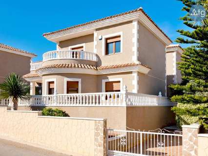 Villa en venta en Torrevieja