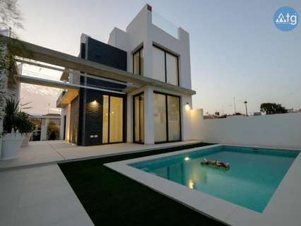 Villa en venta en Torrevieja